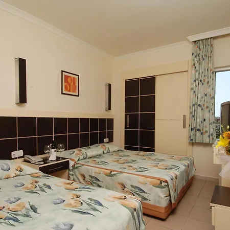 Aparthotel Okan Tower 3*